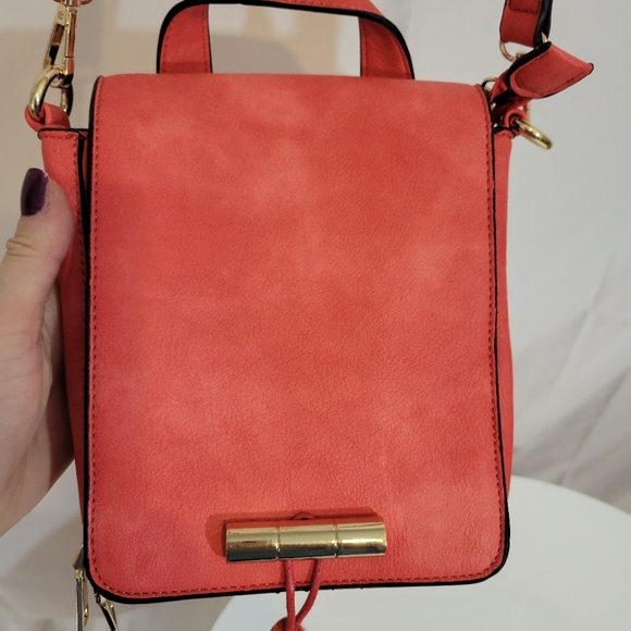 Like new coral bag- not leather but feels similar - Picture 1 of 3